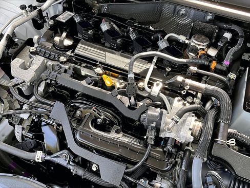 Used 2023 Toyota Corolla LE image 28