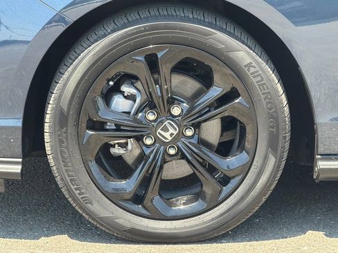 Used 2025 Honda Accord SE image 25