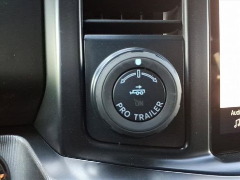 New 2026 Ford F450 Platinum w/ FX4 Off-Road Package image 15