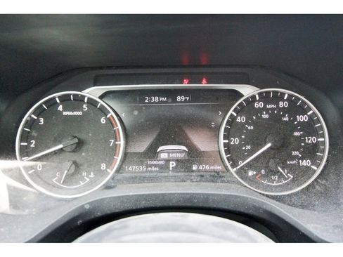 Used 2021 Nissan Rogue SV image 10