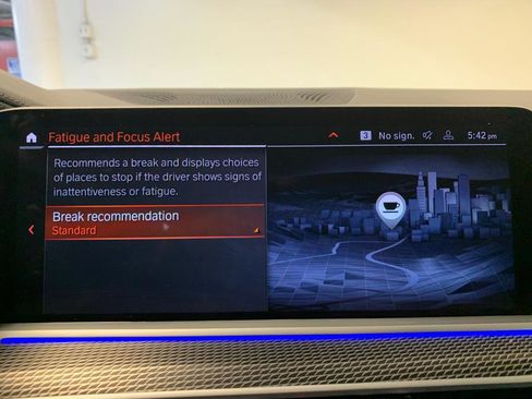 Used 2022 BMW X5 xDrive40i w/ M Sport Package image 33