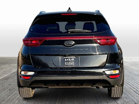Certified 2022 Kia Sportage Nightfall Edition image 4