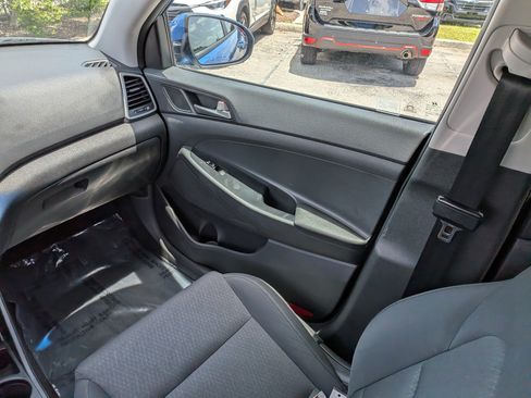 Used 2018 Hyundai Tucson SEL FWD image 17