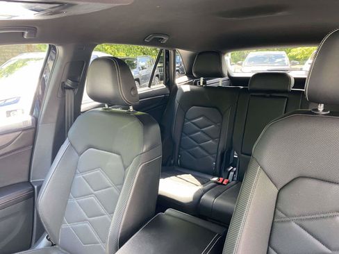 Certified 2026 Volkswagen Atlas Cross Sport SE AWD/4WD image 18