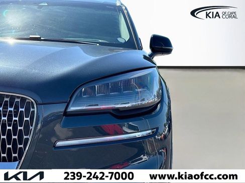 Used 2023 Lincoln Aviator Reserve w/ Equipment Group 201A image 9