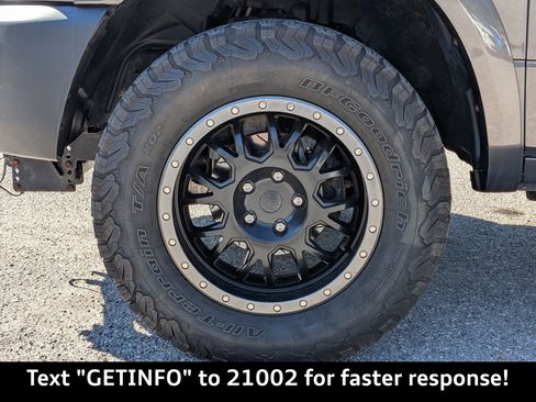 Used 2017 RAM 1500 Laramie w/ Convenience Group image 13