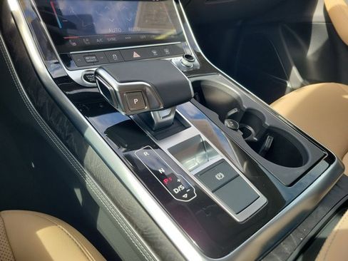Certified 2025 Audi Q8 Premium Plus image 29