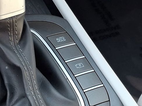 Used 2024 Hyundai Kona SEL AWD/4WD image 25