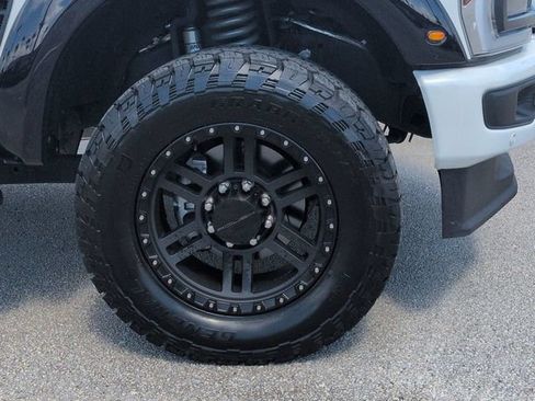 Used 2024 Ford F250 Lariat w/ Lariat Ultimate Package AWD/4WD image 11