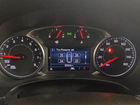 Used 2024 GMC Terrain SLE FWD image 23