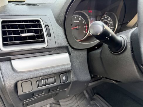 Used 2015 Subaru Impreza 2.0i AWD/4WD image 30