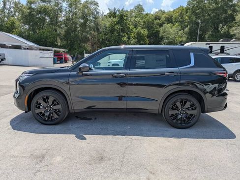New 2026 Mitsubishi Outlander LE FWD image 7