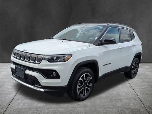 Used 2022 Jeep Compass Limited image 8