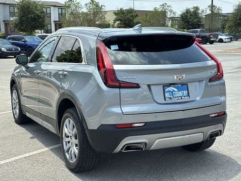Used 2023 Cadillac XT4 Premium Luxury AWD/4WD image 4
