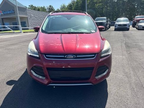 Used 2014 Ford Escape Titanium w/ Equipment Group 401A FWD image 2