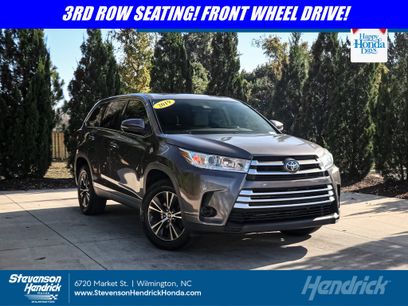 Used 2019 Toyota Highlander LE