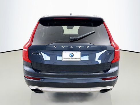 Used 2021 Volvo XC90 T6 Momentum image 6