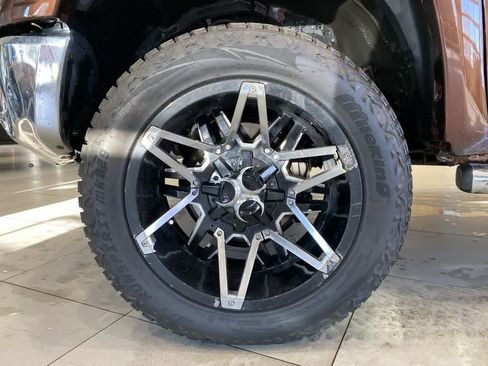 Used 2015 Toyota Tundra 1794 Edition image 10