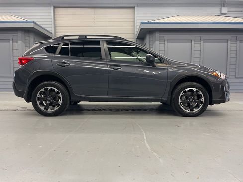 Certified 2023 Subaru Crosstrek 2.0i image 8