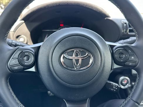 Used 2025 Toyota GR86 Premium RWD image 24
