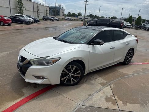 Used 2016 Nissan Maxima Platinum image 1