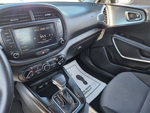 Used 2023 Kia Soul LX w/ Option Group 015 image 19