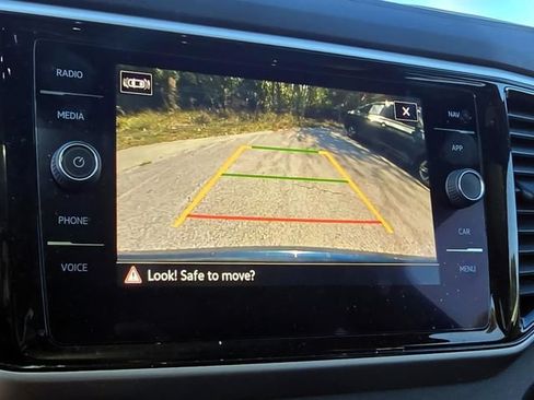 Used 2022 Volkswagen Atlas Cross Sport SEL AWD/4WD image 18