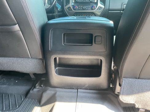 Used 2019 GMC Sierra 2500 Denali w/ Duramax Plus Package AWD/4WD image 24
