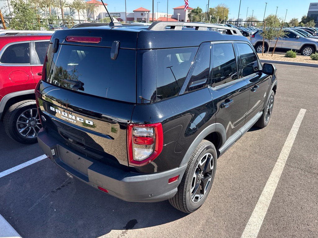 Used 2023 Ford Bronco Sport Outer Banks w/ Tech Package AWD/4WD image 4