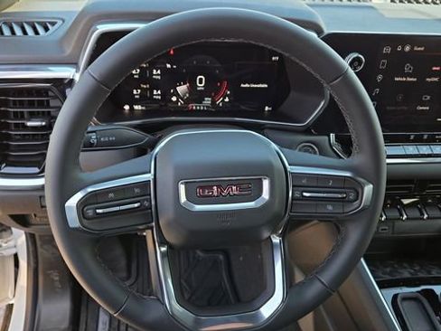 New 2026 GMC Canyon Elevation RWD image 19
