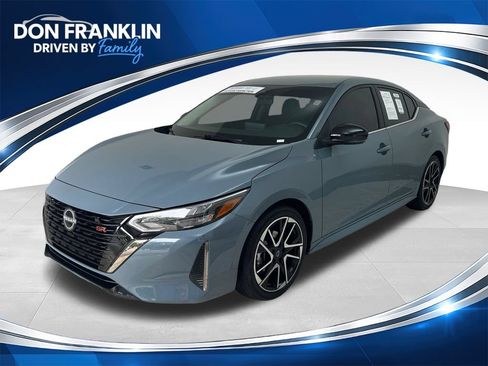 Used 2024 Nissan Sentra SR FWD image 1