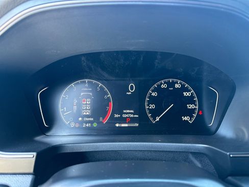 Used 2025 Honda Pilot TrailSport image 27