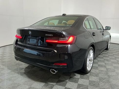 Certified 2025 BMW 330i Sedan w/ M Sport Package RWD image 5