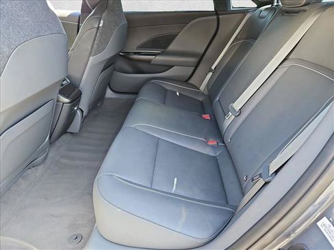 Used 2025 Lucid Air Touring AWD/4WD image 19
