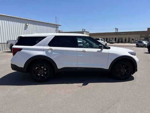 Used 2022 Ford Explorer ST w/ Equipment Group 401A image 6