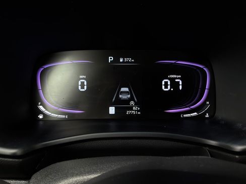 Used 2025 Kia Soul LX w/ LX Technology Package FWD image 35