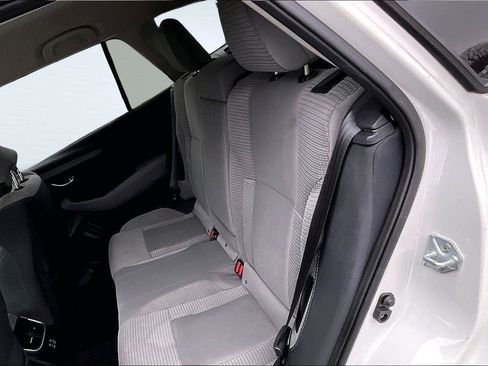 Used 2024 Subaru Outback Premium AWD/4WD image 25