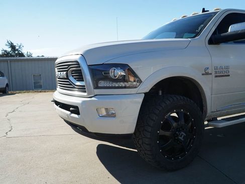 Used 2018 RAM 3500 Laramie Longhorn image 11