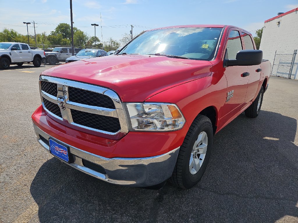 Used 2022 RAM 1500 Classic SLT RWD image 4