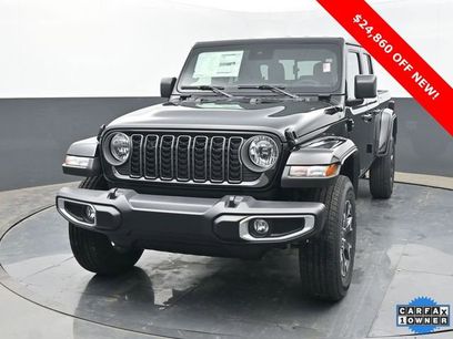 Used 2025 Jeep Gladiator Sport w/ Premium Package