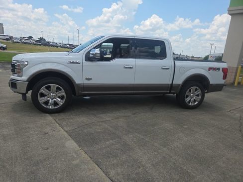 Used 2018 Ford F150 King Ranch w/ Equipment Group 601A Luxury AWD/4WD image 5