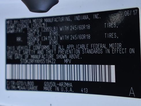 Certified 2017 Toyota Highlander XLE image 31