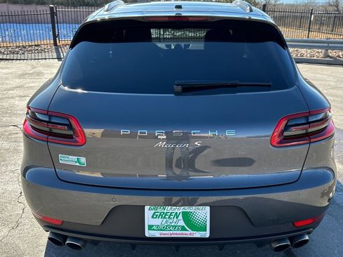 Used 2017 Porsche Macan S image 14