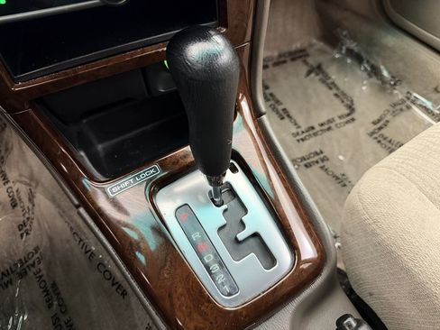 Used 2001 Subaru Outback Wagon image 19