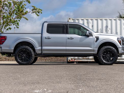 New 2025 Ford F150 Platinum image 2