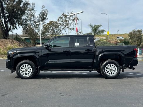 New 2026 Toyota Tacoma SR5 image 2