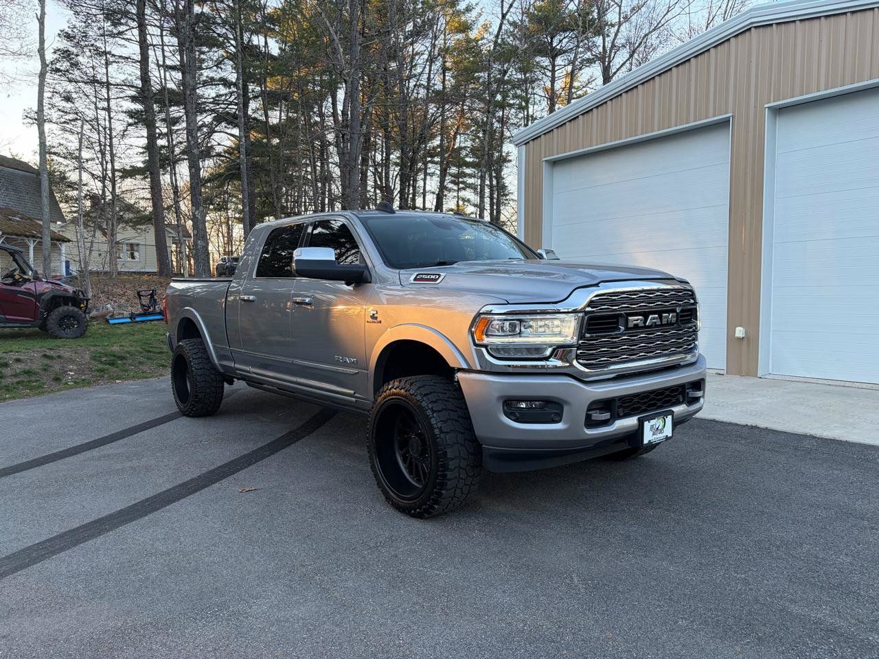Used 2020 RAM 2500 Limited AWD/4WD image 2