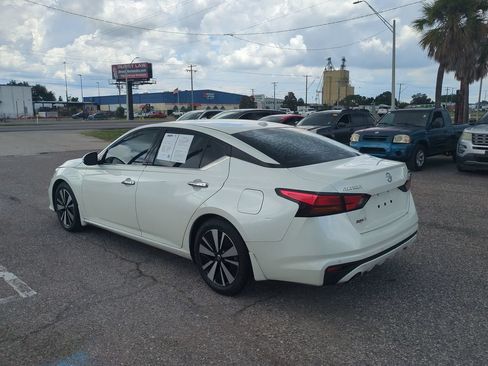 Used 2019 Nissan Altima 2.5 SV FWD image 7