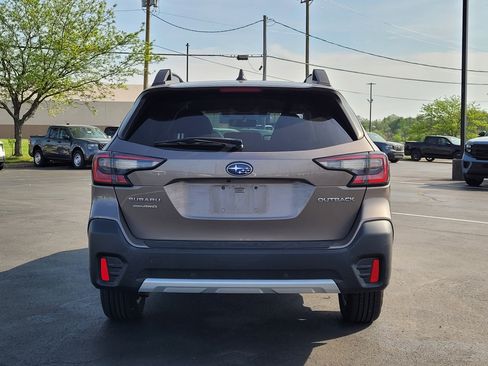 Used 2022 Subaru Outback Limited w/ Popular Package #2 image 5