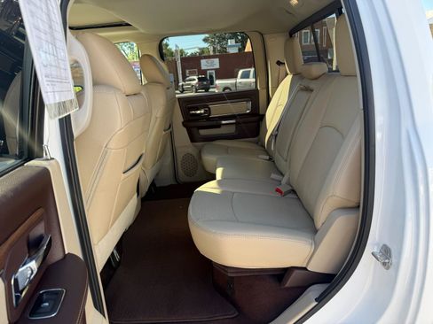 Used 2015 RAM 1500 Laramie w/ Convenience Group AWD/4WD image 14